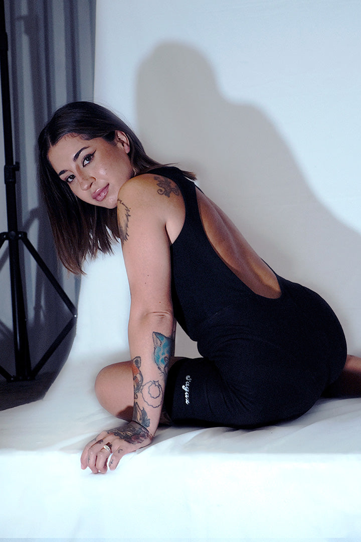 Enterito Abertura Espalda Negro