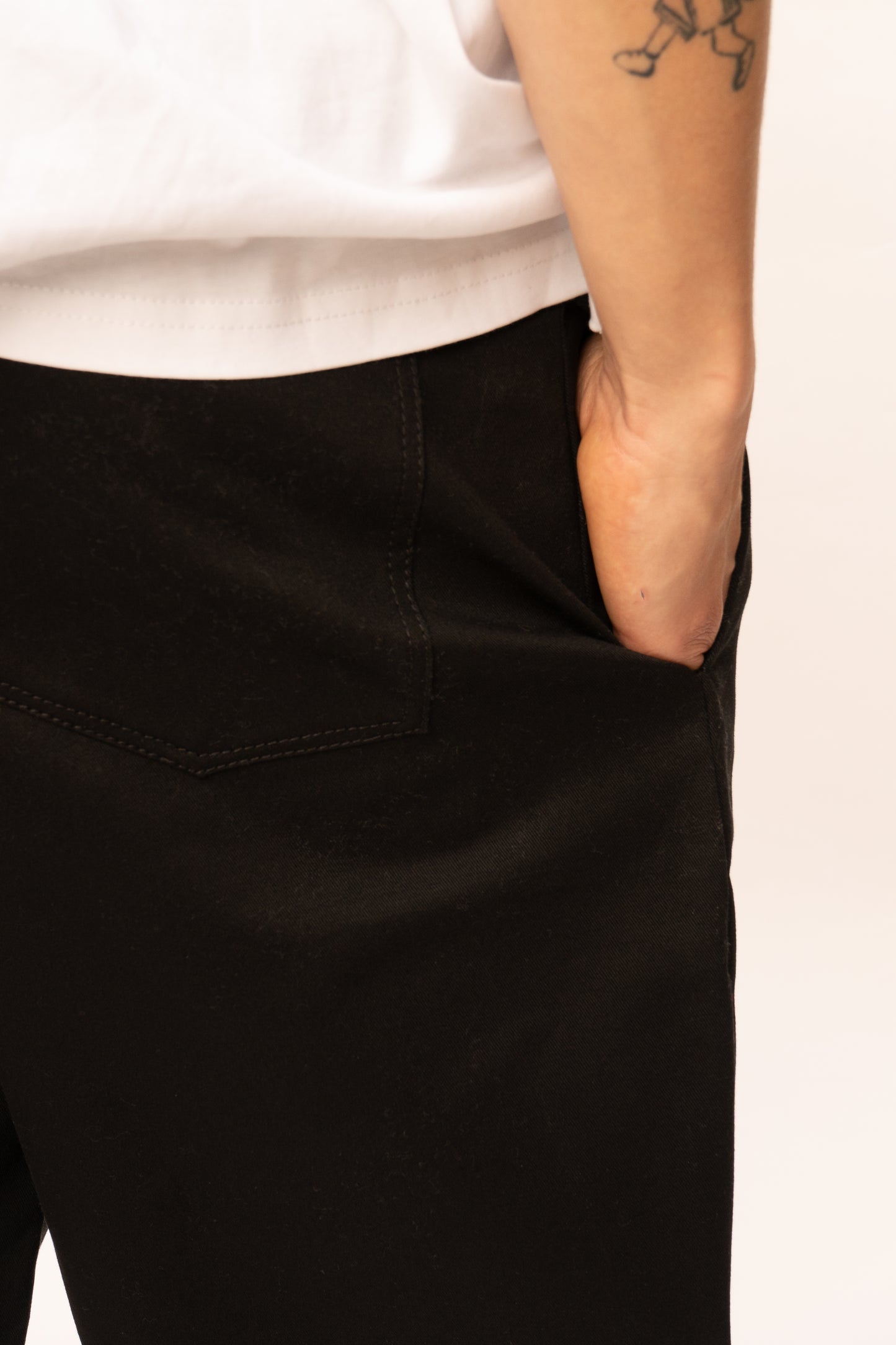 2 piece skirt and pants negro