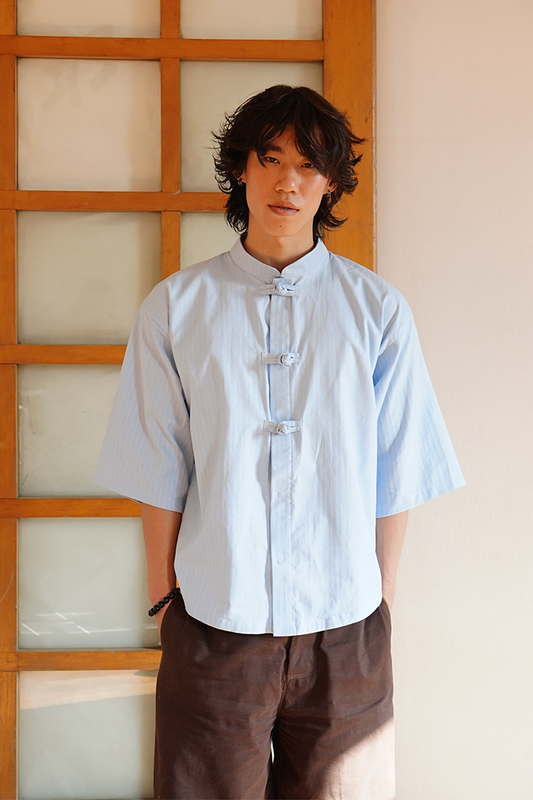 Oversize "Knot" Shirt baby blue