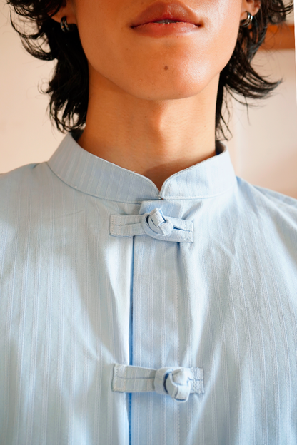 Oversize "Knot" Shirt baby blue