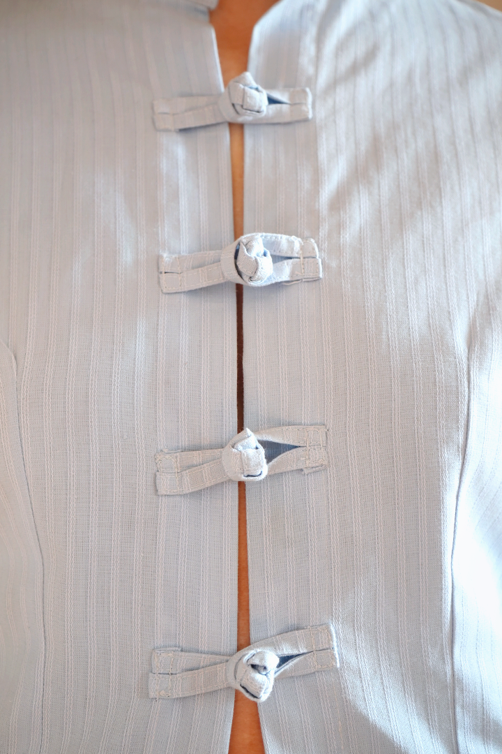 Tailored "Knot" Shirt Baby blue
