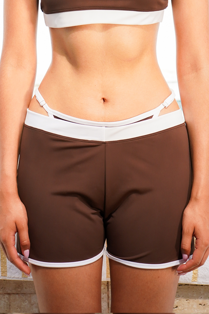 Short comfy cafe con blanco